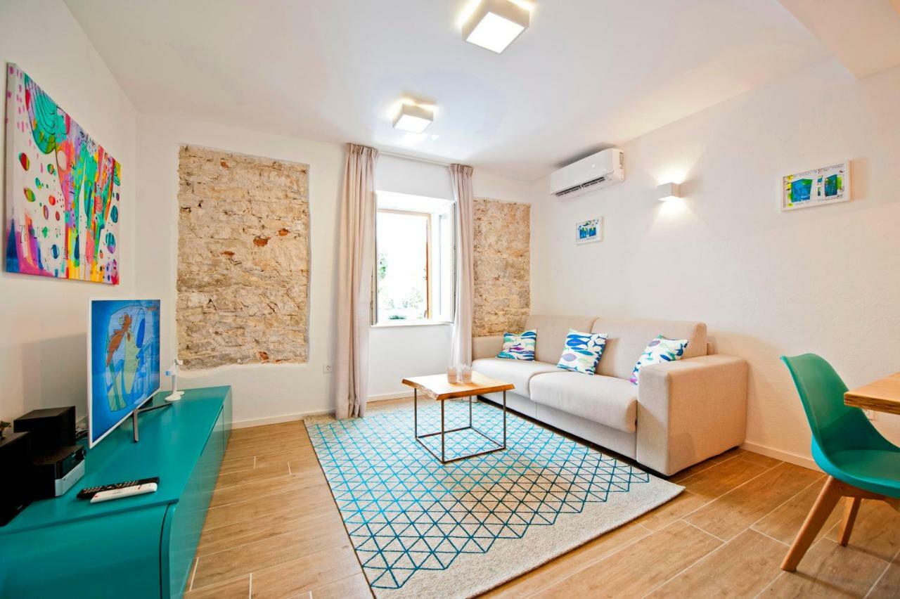 Luxury Apartment Dvor Split Exterior photo