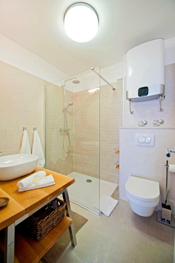 Luxury Apartment Dvor Split Exterior photo
