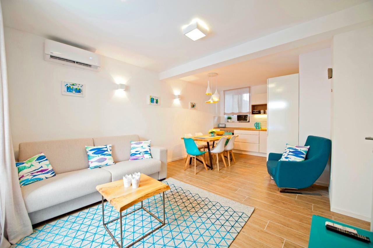 Luxury Apartment Dvor Split Exterior photo